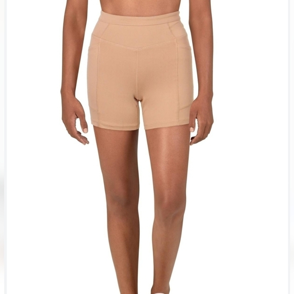 Free People Movement Odessa Short in Ice Coffee NWT - Picture 5 of 15